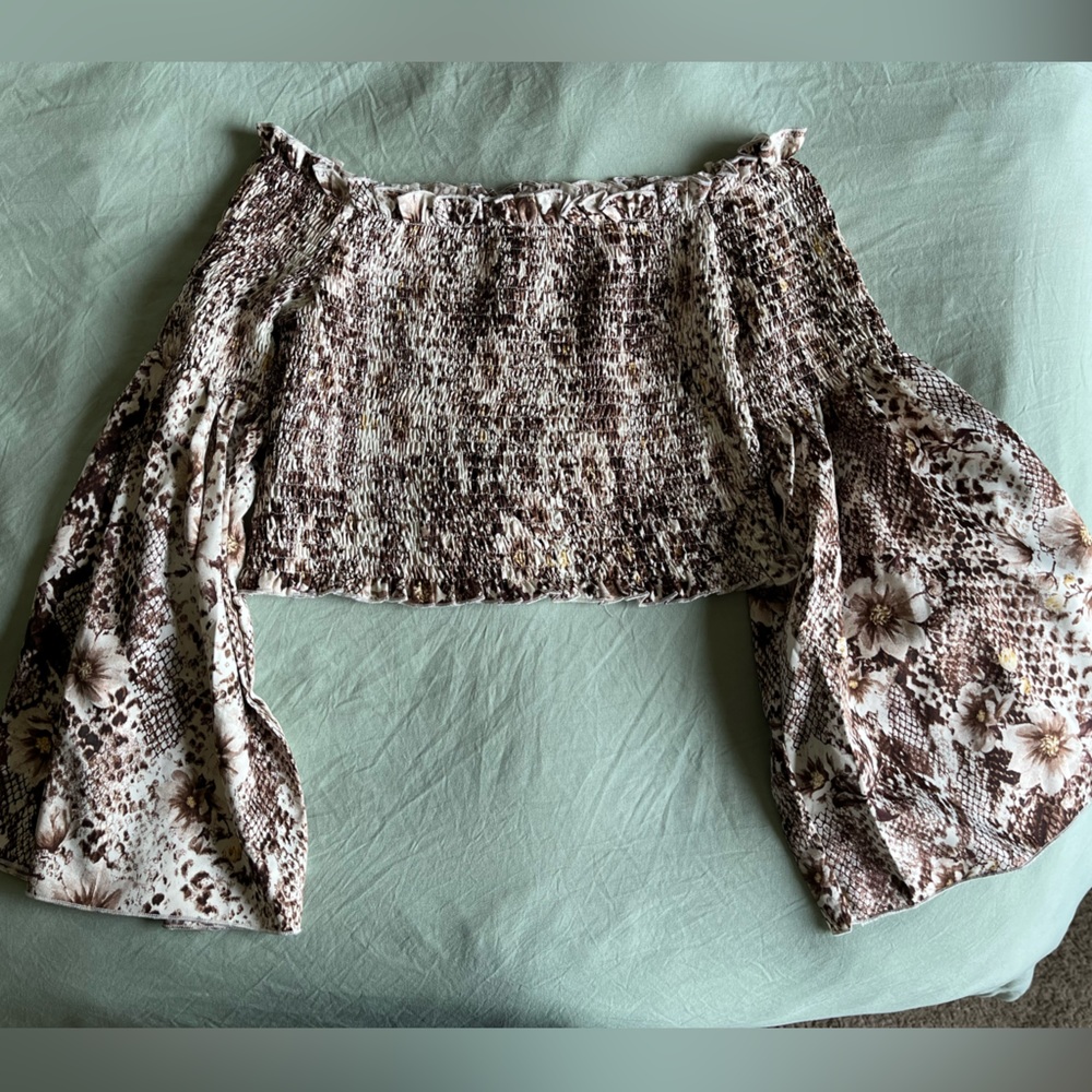 Off The Shoulder, Lightweight Blouse - image 1